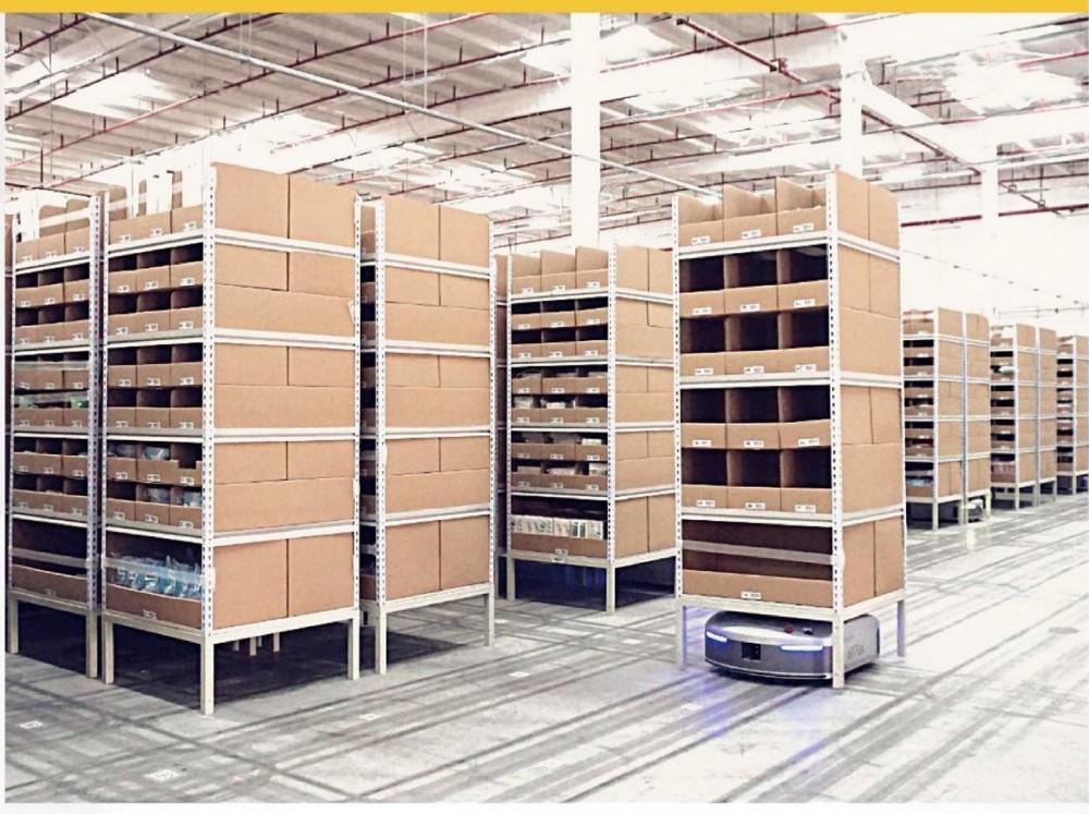 Support à clous en osier